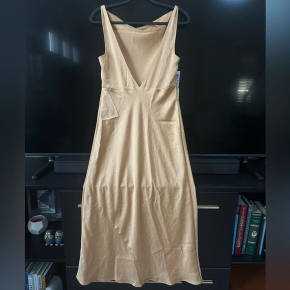 Aritzia Wilfred New Goddess Satin Dress - Picture 5 of 5